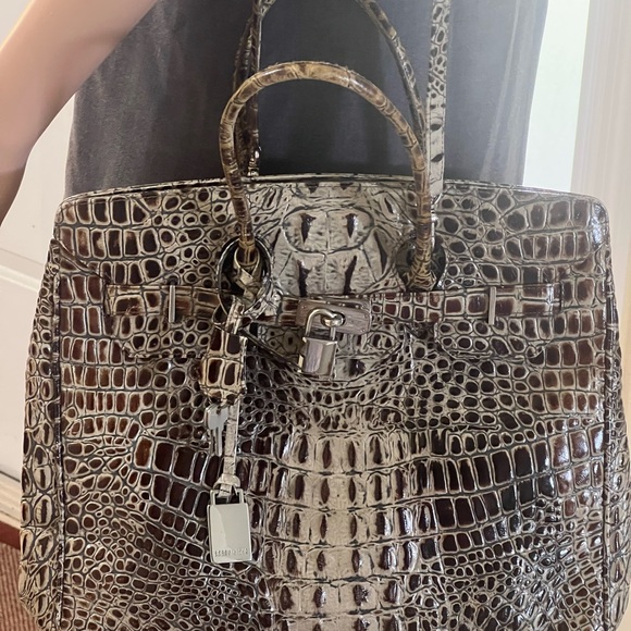 Brazilian Crocodile Embossed Handbag with Lock - Picture 9 of 11